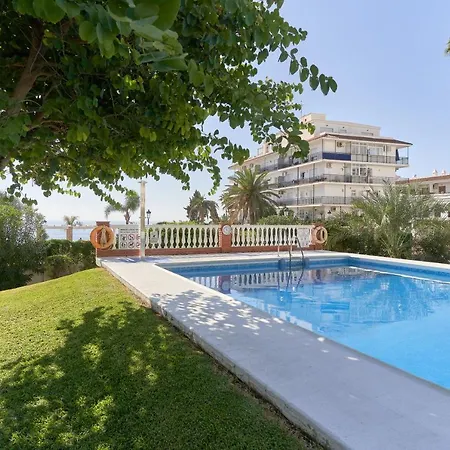 Carabeo 23- Acceso A La Playa * Nerja