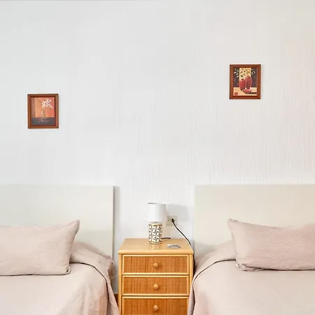 Carabeo 23- Acceso A La Playa Nerja