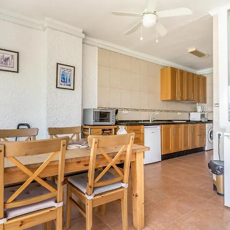 Carabeo 23- Acceso A La Playa Apartamento Nerja