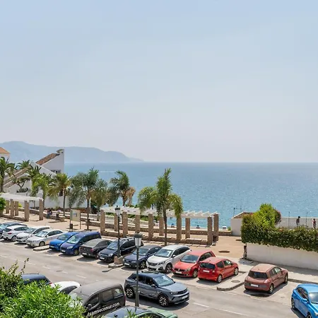 Carabeo 23- Acceso A La Playa Nerja