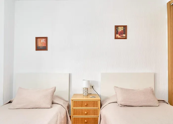 Carabeo 23- Acceso A La Playa Nerja