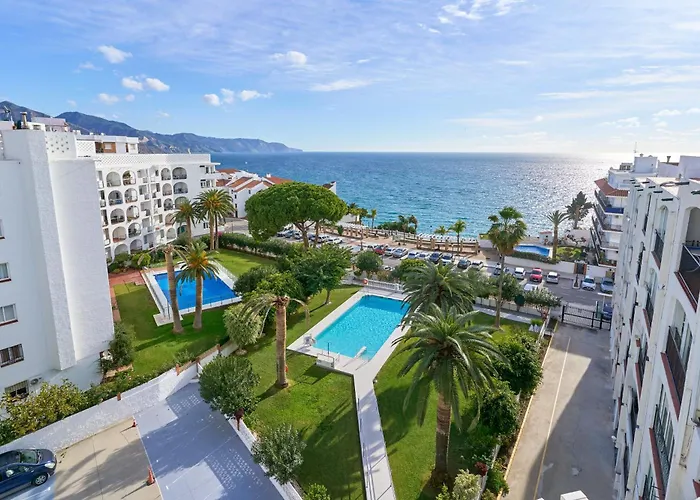 Carabeo 23- Acceso A La Playa * Nerja